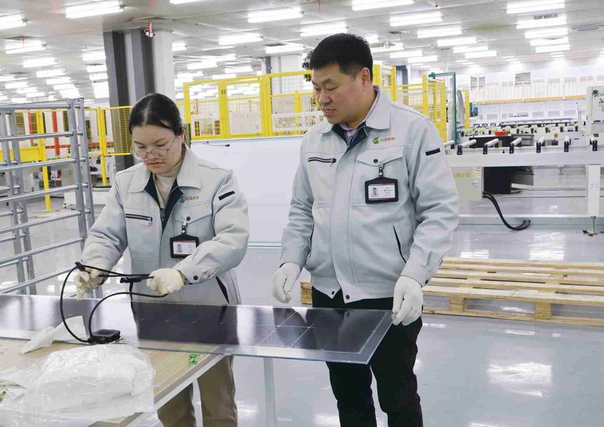 Jiangsu X-solar Green Building Technology Co., Ltd. lini produksi pabrikan