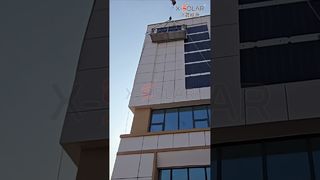 Pembangkit listrik yang terpasang di dinding! PV fleksibel untuk pemasangan vertikal — tidak memerlukan pengeboran.